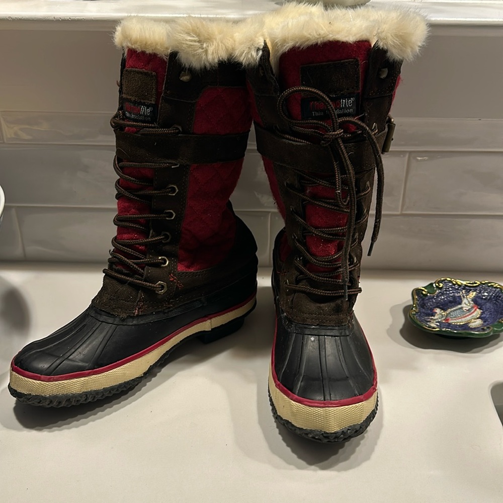Western chief, thermal light, thin insulation, size 7 women’s boots
